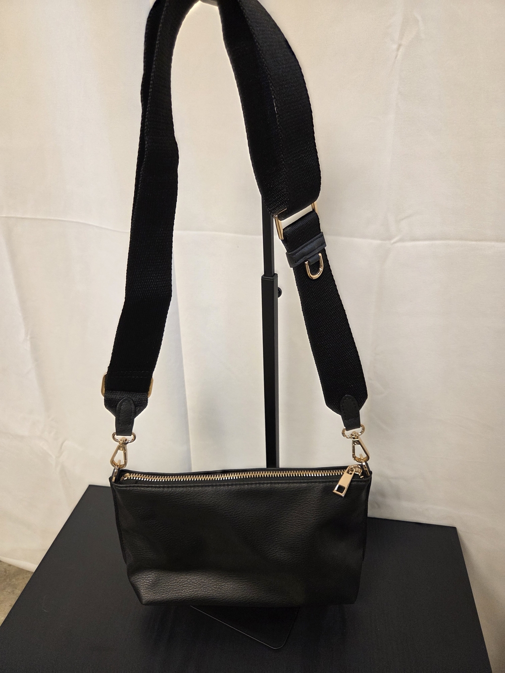 Classic Black Crossbody Bag with Adjustable Strap